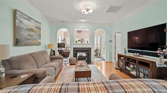 2711 MONTICELLO, Burlington, NC 27215