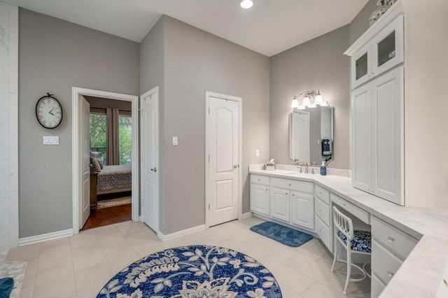 26 Brookgreen Circle S, Montgomery, TX 77356