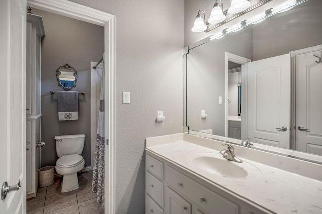 26 Brookgreen Circle S, Montgomery, TX 77356