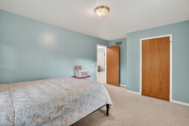 5569 S Corey Road, Perry, MI 48872