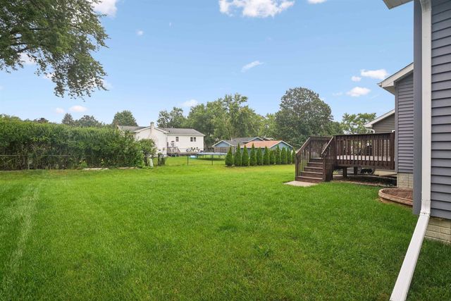 3356 Lincolnshire Road, Waterloo, IA 50701