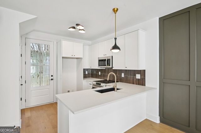 1160 Boulevard SE 11, Atlanta, GA 30312
