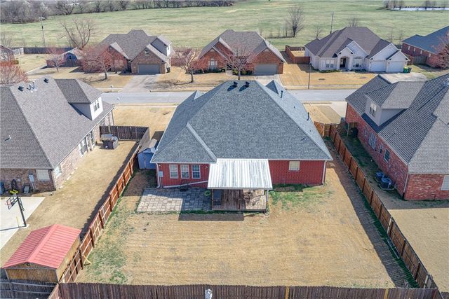 265 Greenfield Avenue, Farmington, AR 72730