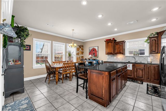 265 Greenfield Avenue, Farmington, AR 72730