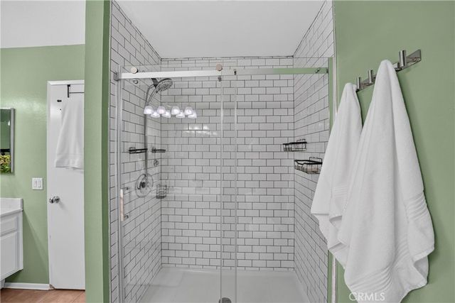 69 Brownfield, Pomona, CA 91766