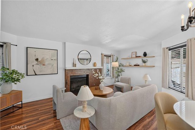69 Brownfield, Pomona, CA 91766