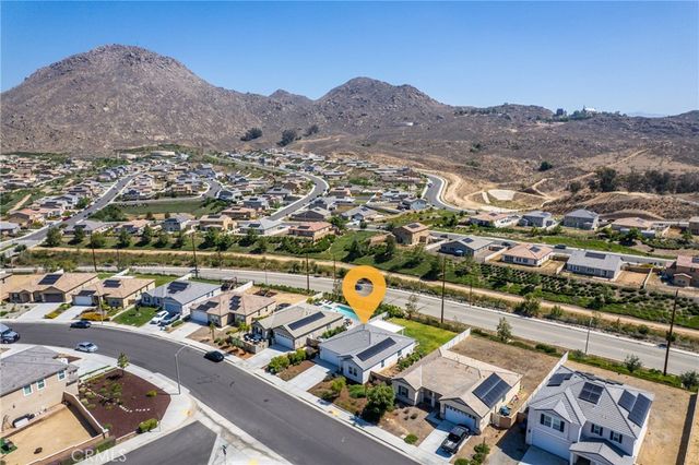 21264 Telegraph, Riverside, CA 92507