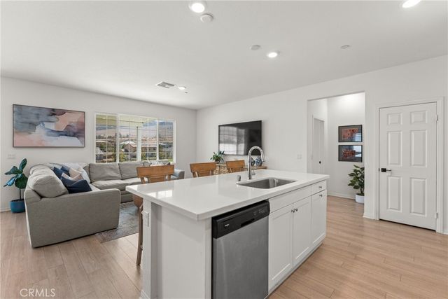 21264 Telegraph, Riverside, CA 92507