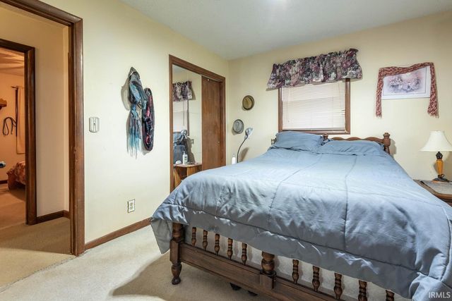 13305 E Hillview Lane, Solsberry, IN 47459