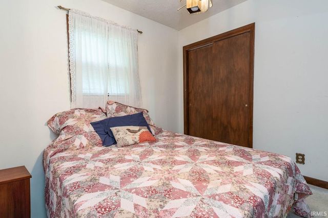 13305 E Hillview Lane, Solsberry, IN 47459
