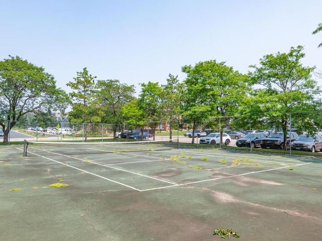 4101 Parklawn Avenue 130, Edina, MN 55435