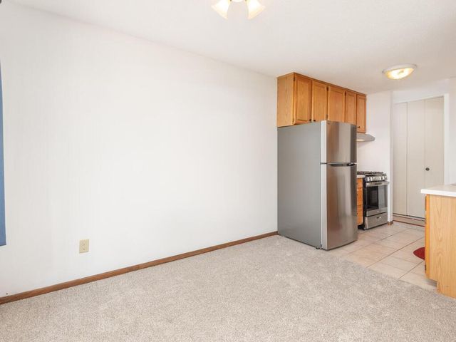 4101 Parklawn Avenue 130, Edina, MN 55435