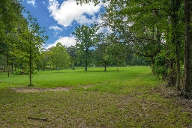 141 MCKAY Lane, Effie, LA 71331