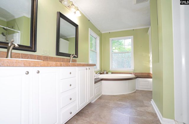 122 E Lonesome Pine Trail, Camden, SC 29020