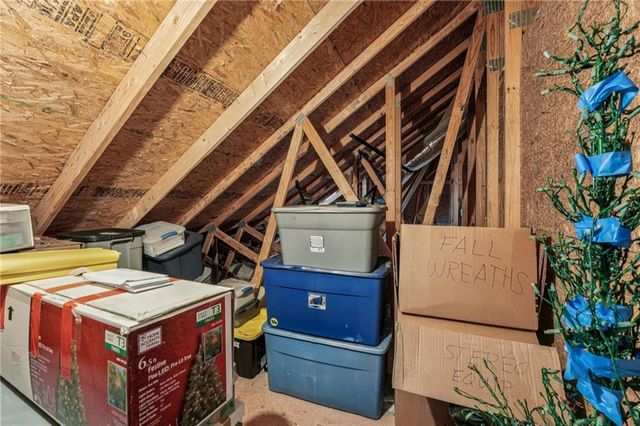 102 Woodsdale Drive, Canton, GA 30114