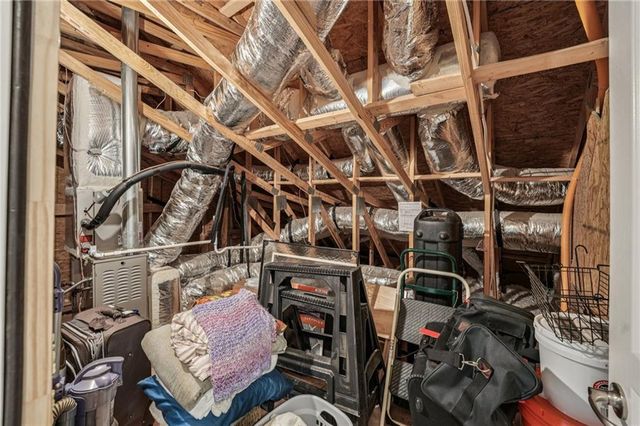 102 Woodsdale Drive, Canton, GA 30114