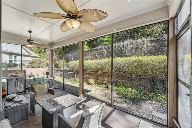 102 Woodsdale Drive, Canton, GA 30114