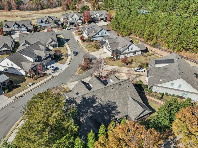 102 Woodsdale Drive, Canton, GA 30114