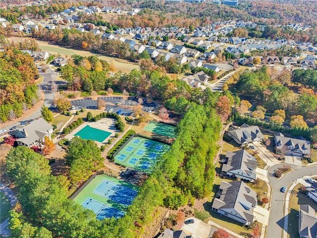 102 Woodsdale Drive, Canton, GA 30114