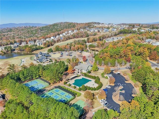 102 Woodsdale Drive, Canton, GA 30114