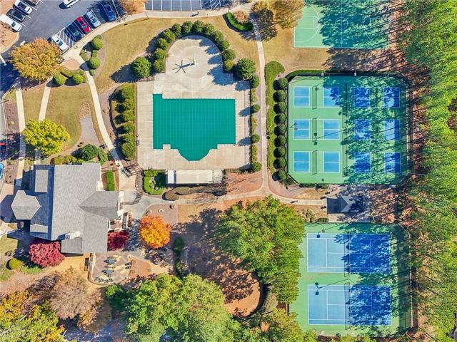 102 Woodsdale Drive, Canton, GA 30114