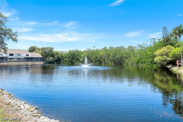 823 Meadowland DR H, Naples, FL 34108