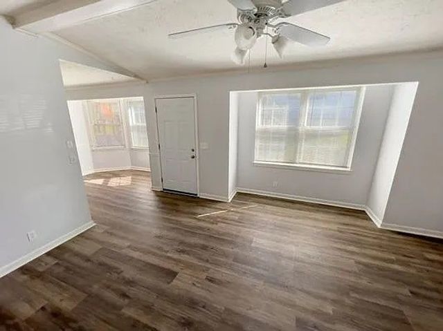 1128 Cabana Dr, Nashville, TN 37214