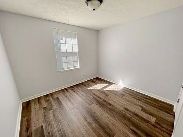 1128 Cabana Dr, Nashville, TN 37214