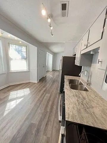 1128 Cabana Dr, Nashville, TN 37214