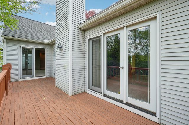 558 Heritage Drive, Ann Arbor, MI 48105