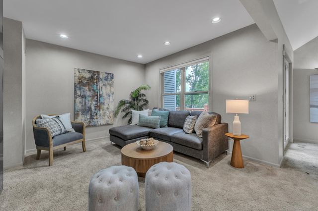 558 Heritage Drive, Ann Arbor, MI 48105