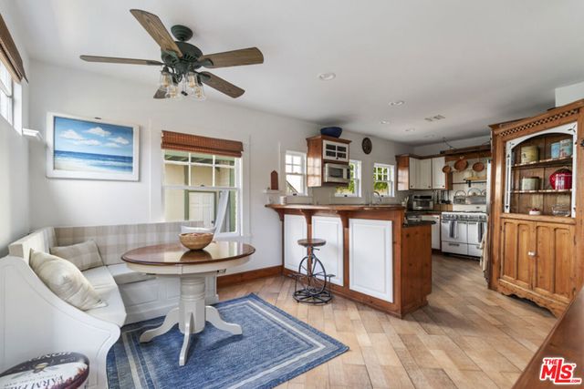 41 Vicente Terrace, Santa Monica, CA 90401