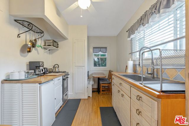 41 Vicente Terrace, Santa Monica, CA 90401