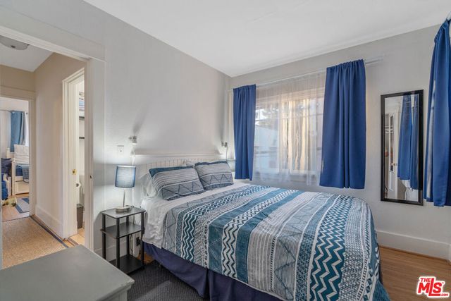 41 Vicente Terrace, Santa Monica, CA 90401