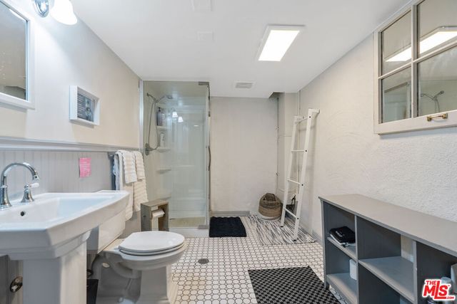 41 Vicente Terrace, Santa Monica, CA 90401