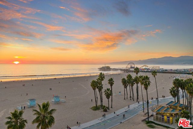 41 Vicente Terrace, Santa Monica, CA 90401
