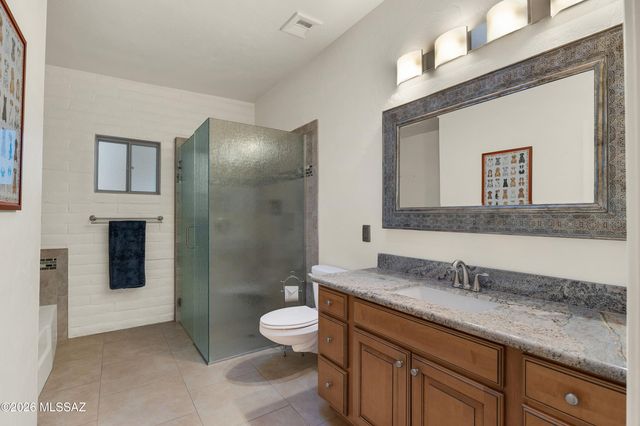 12040 E Dry Gulch Place, Tucson, AZ 85749