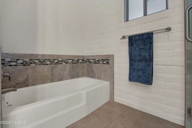 12040 E Dry Gulch Place, Tucson, AZ 85749