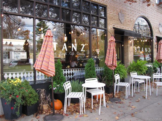 1444 Boston Post 3G, Larchmont, NY 10538
