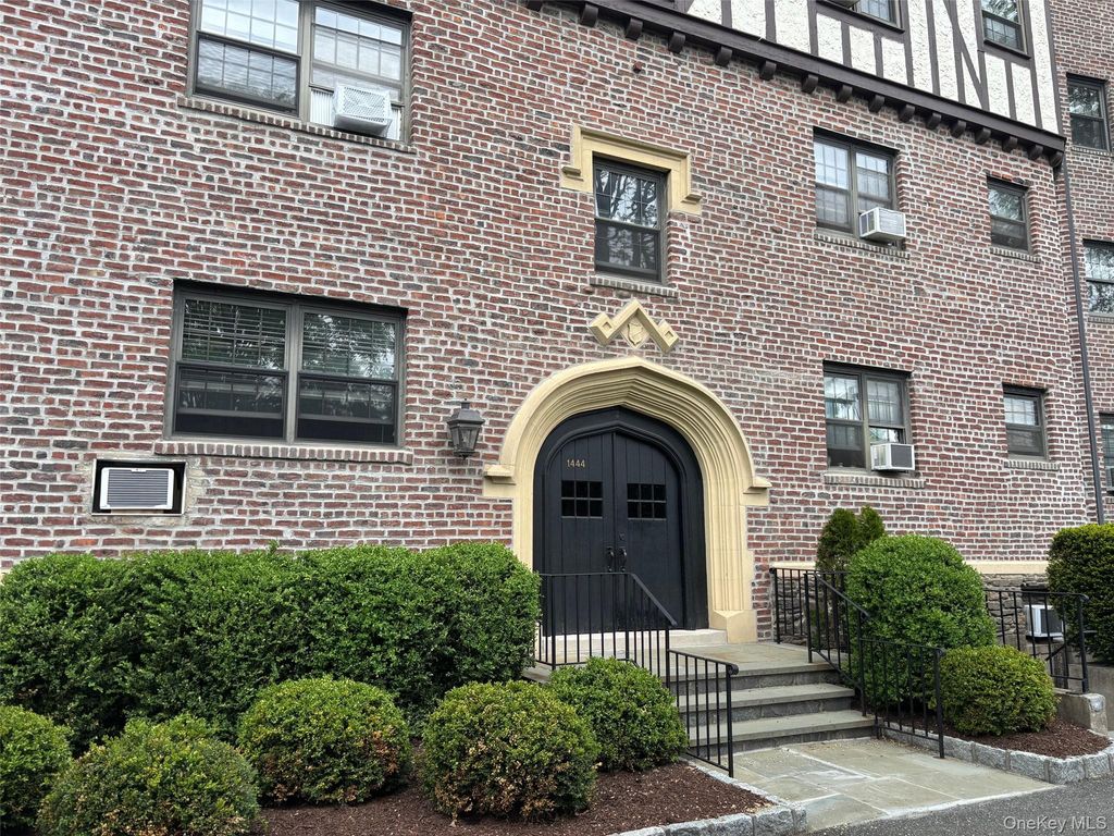 1444 Boston Post 3G, Larchmont, NY 10538