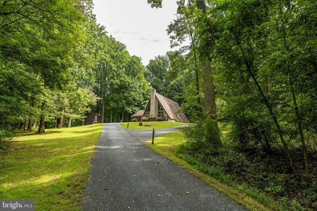 117 FAWN HOLLOW RD, Newmanstown, PA 17073