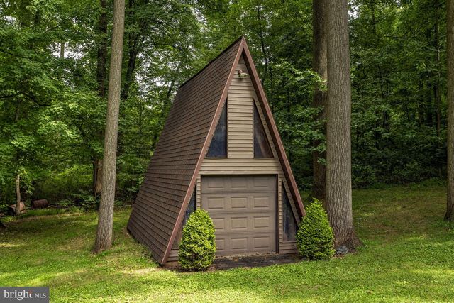 117 FAWN HOLLOW RD, Newmanstown, PA 17073