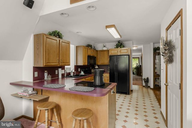 117 FAWN HOLLOW RD, Newmanstown, PA 17073