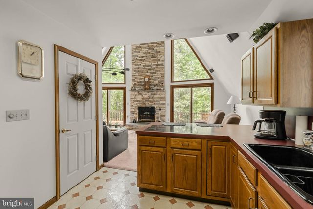117 FAWN HOLLOW RD, Newmanstown, PA 17073
