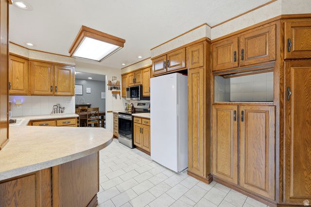 106 W 575 N, Kaysville, UT 84037