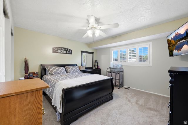 106 W 575 N, Kaysville, UT 84037
