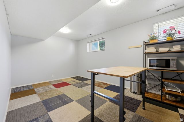 106 W 575 N, Kaysville, UT 84037