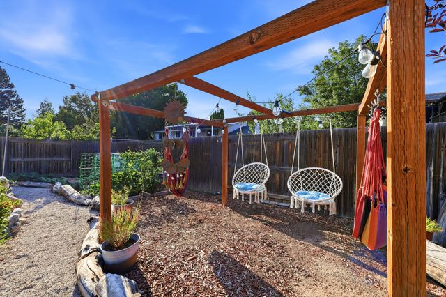 106 W 575 N, Kaysville, UT 84037