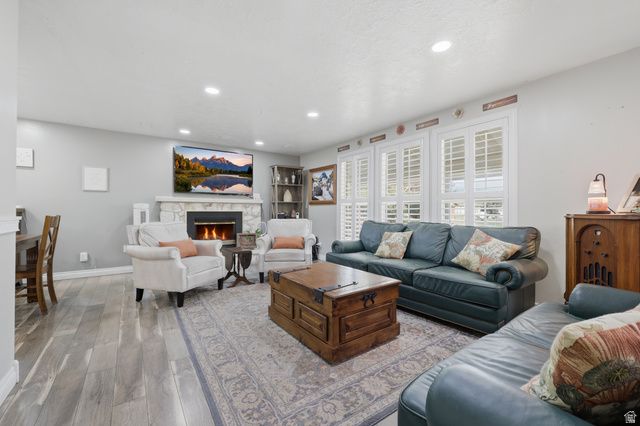 106 W 575 N, Kaysville, UT 84037