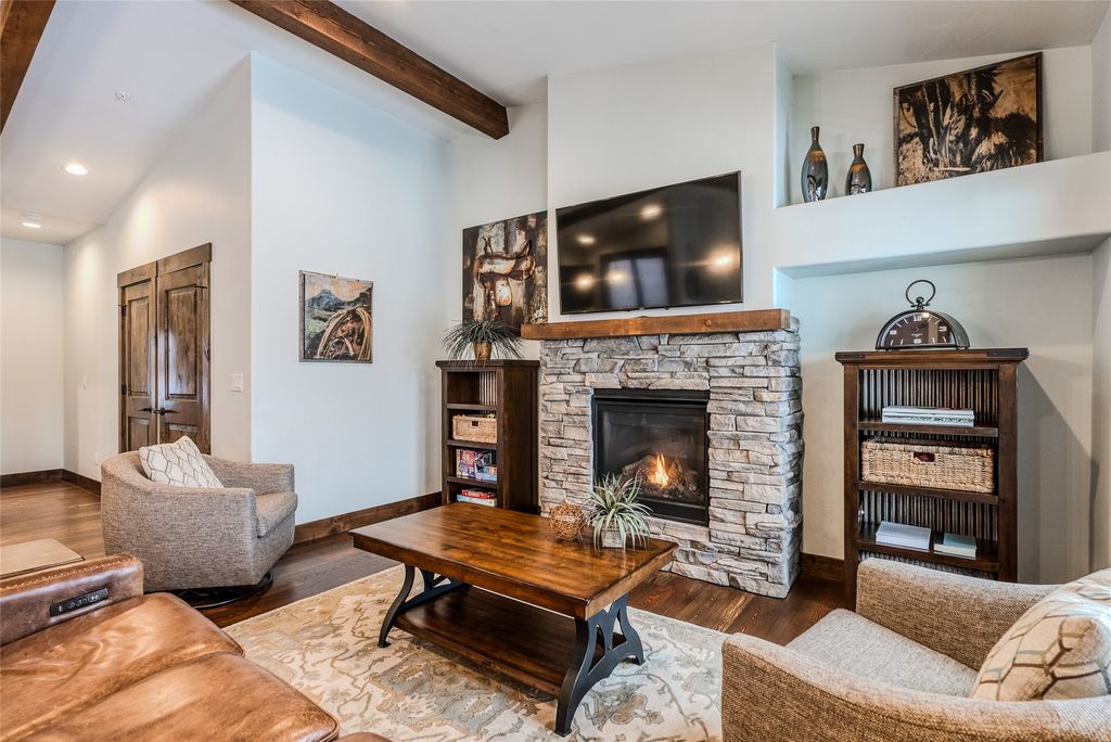 Image 10 of property listing at 751 Lenna Joy Drive, Whitefish, MT 59937